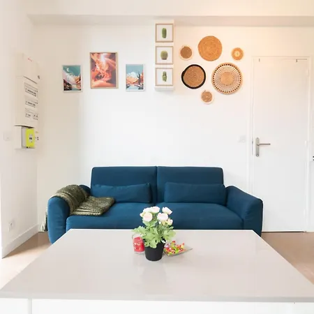 Le Hangar Fleuri Διαμέρισμα Gagny