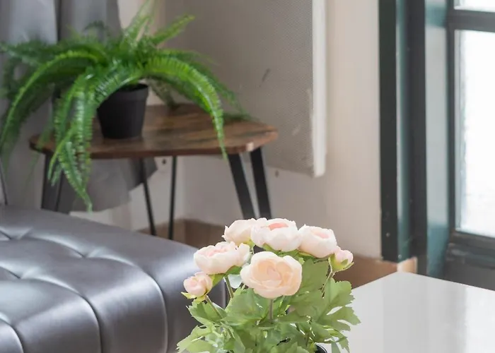 Le Hangar Fleuri * Gagny